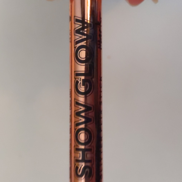 Avon Show Glow Glitter Flix Stick - Picture 6 of 6